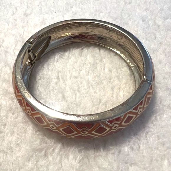 VTG Orange Gold Tone Retro Hinged Clamper Bangle Bracelet - Picture 1 of 5